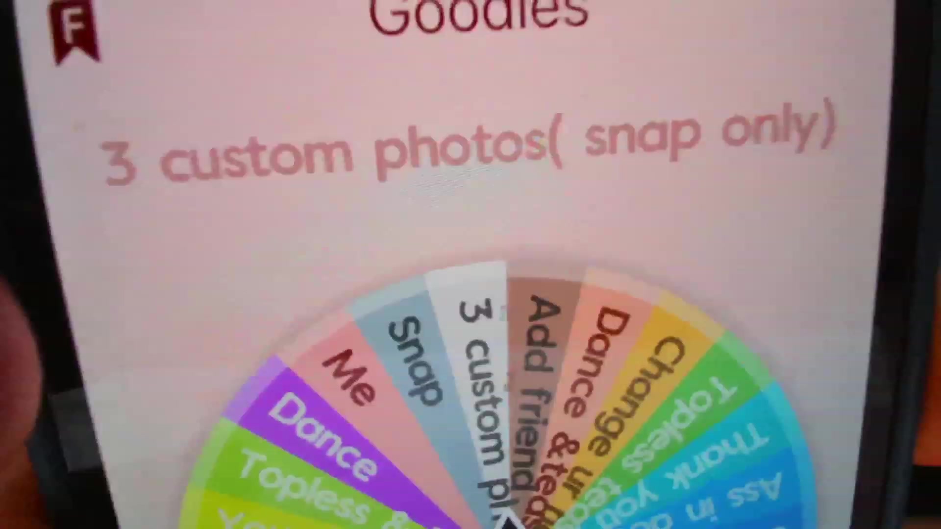 Gallery image thumbnail from BananaQueeen's myfreecams stream on, 04/20/2023, 01:19 image 4 of 20
