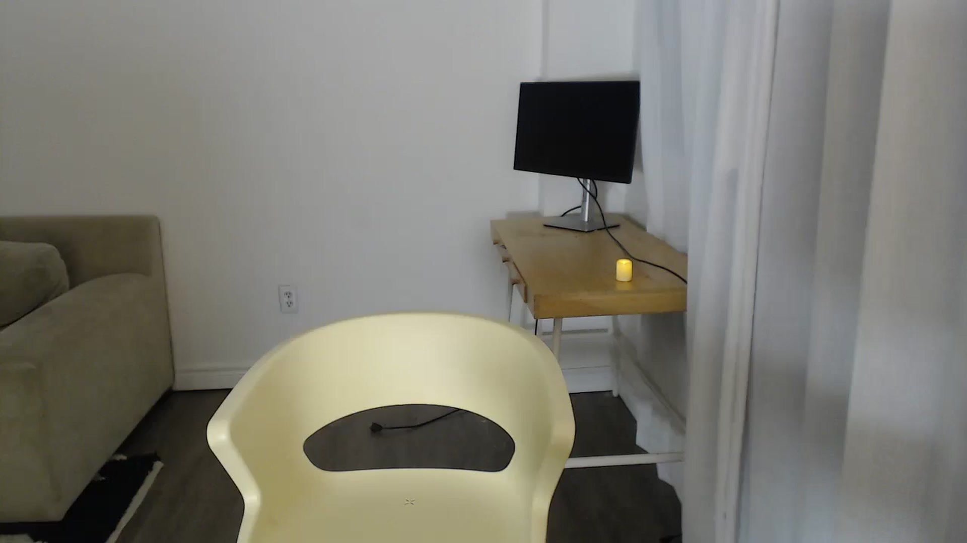 Gallery image thumbnail from Banansmoothie's myfreecams stream on, 12/18/2025, 23:26 image 12 of 20