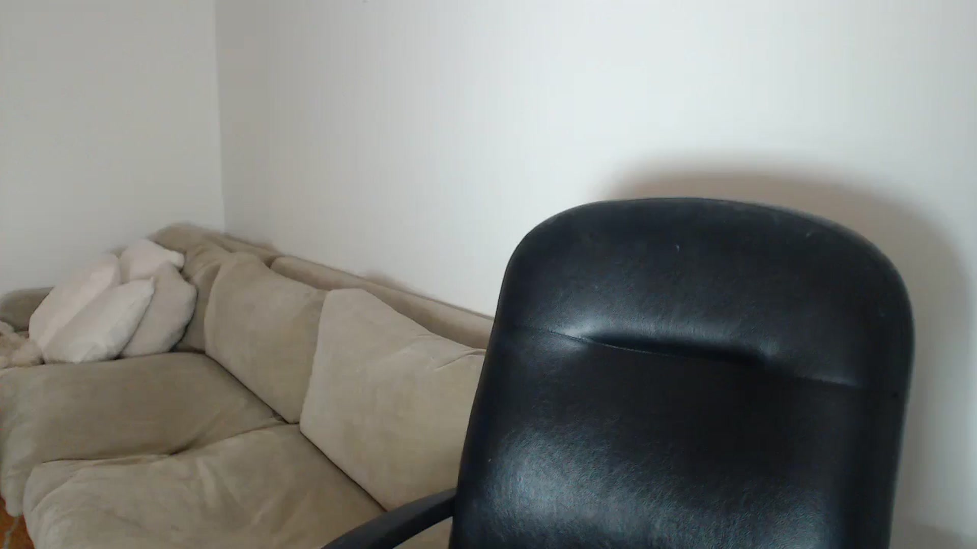 Gallery image thumbnail from Banansmoothie's myfreecams stream on, 12/25/2025, 24:07 image 11 of 20