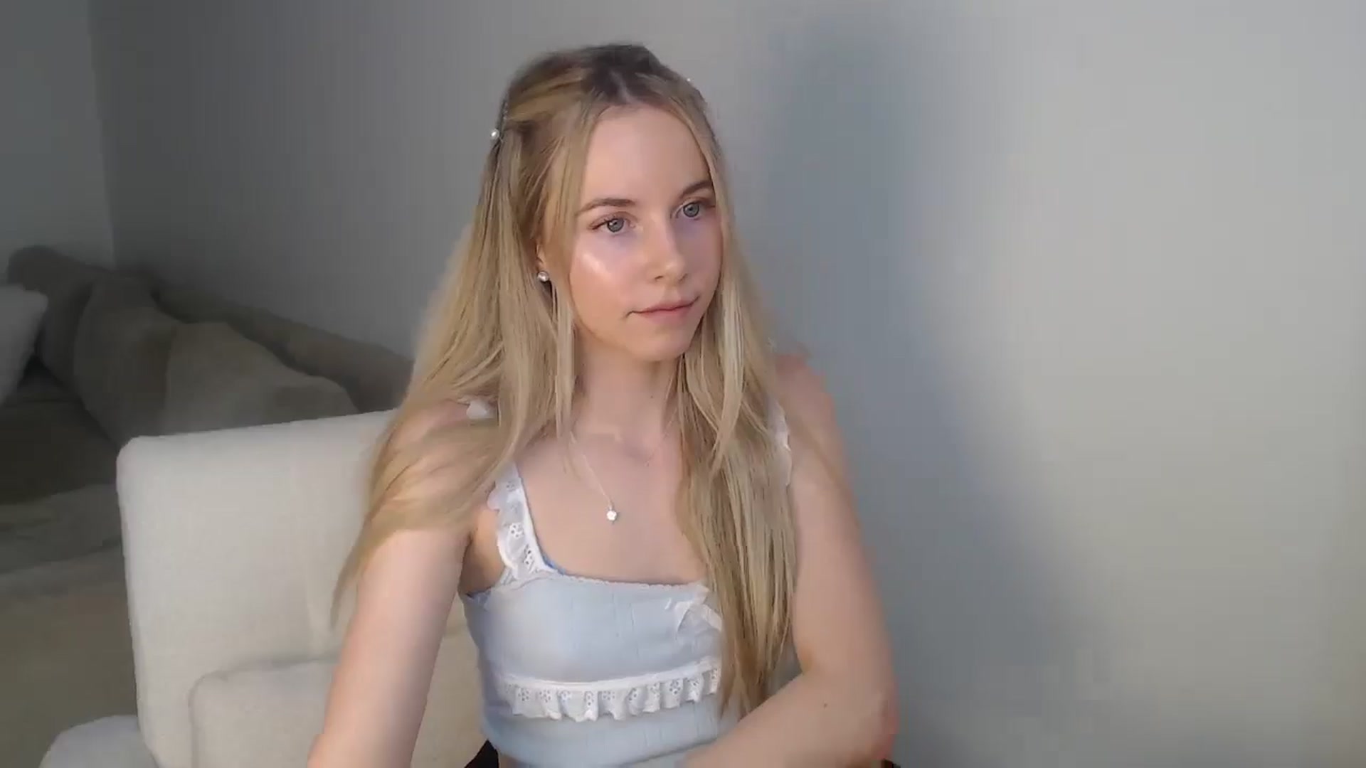 Gallery image thumbnail from Banansmoothie's myfreecams stream on, 01/02/2026, 18:23 image 20 of 20