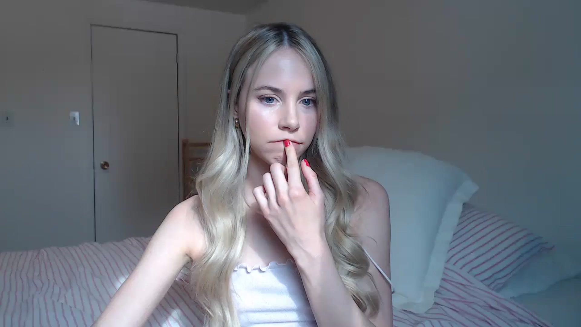 Gallery image thumbnail from Banansmoothie's myfreecams stream on, 02/13/2026, 18:40 image 20 of 20