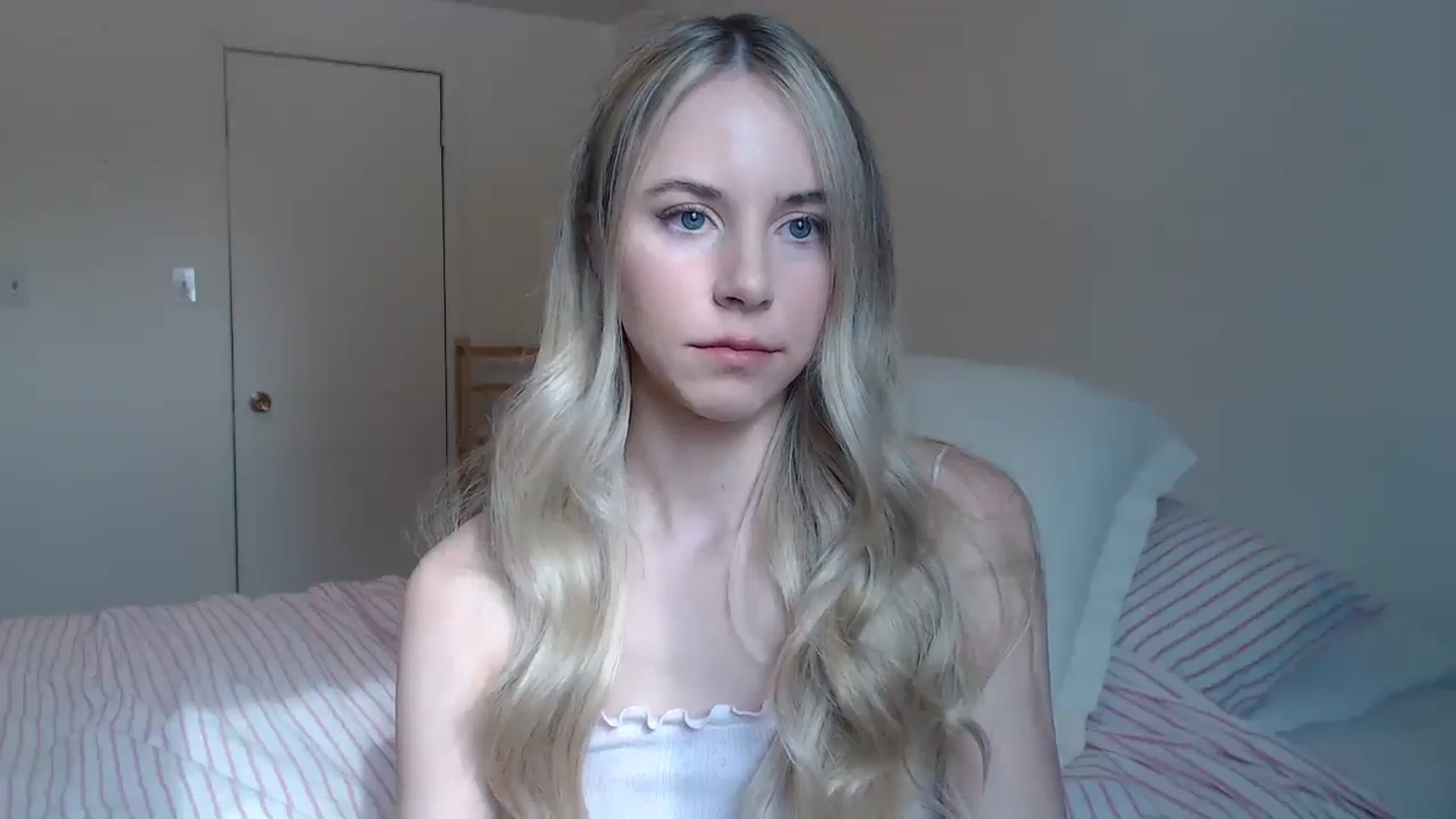 Gallery image thumbnail from Banansmoothie's myfreecams stream on, 02/13/2026, 18:40 image 5 of 20