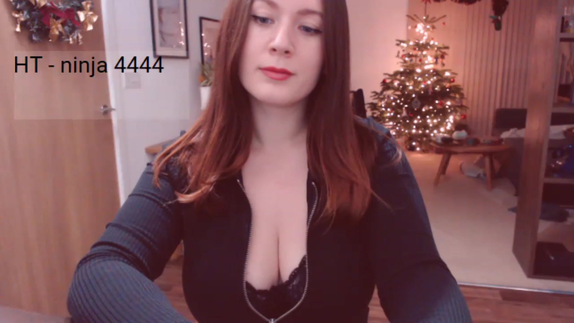 Gallery image thumbnail from Bandett's myfreecams stream on, 12/16/2022, 16:48 image 10 of 20