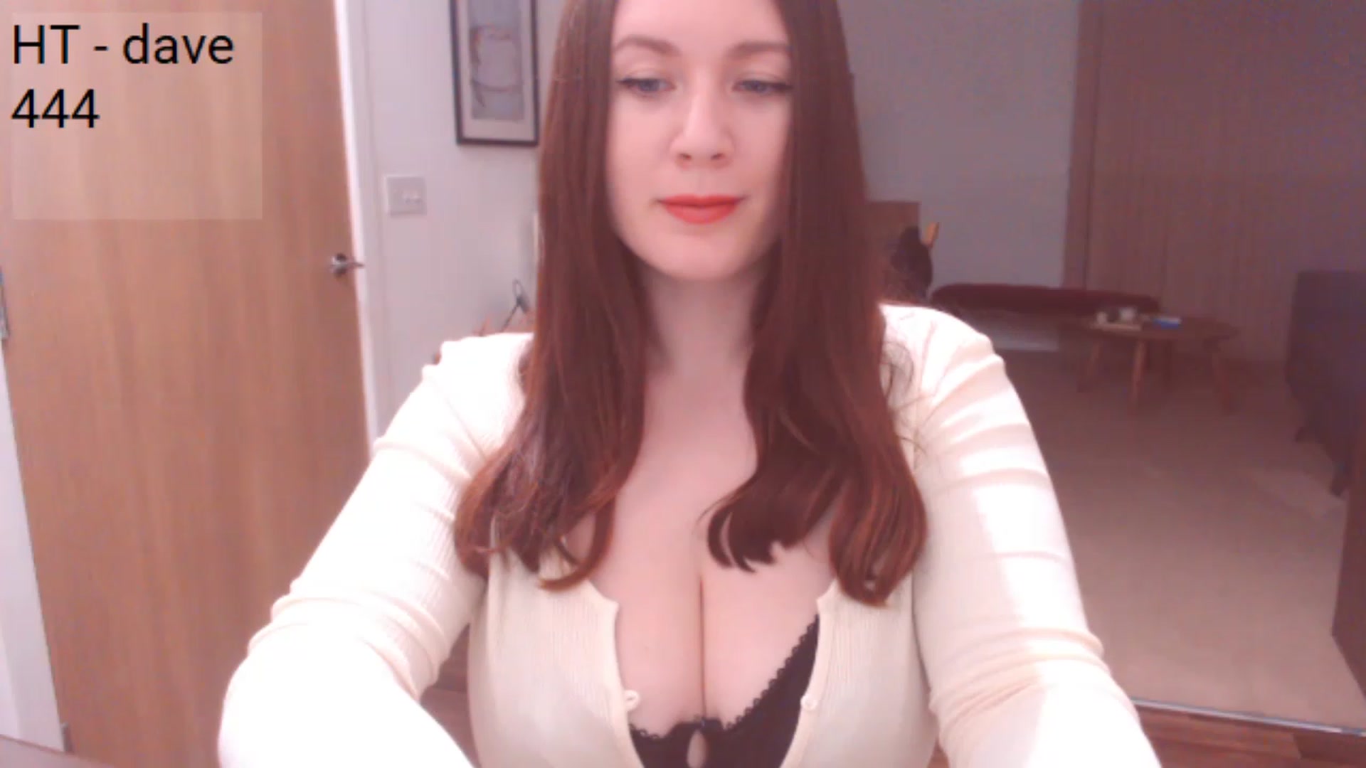 Gallery image thumbnail from Bandett's myfreecams stream on, 03/05/2023, 22:49 image 12 of 20