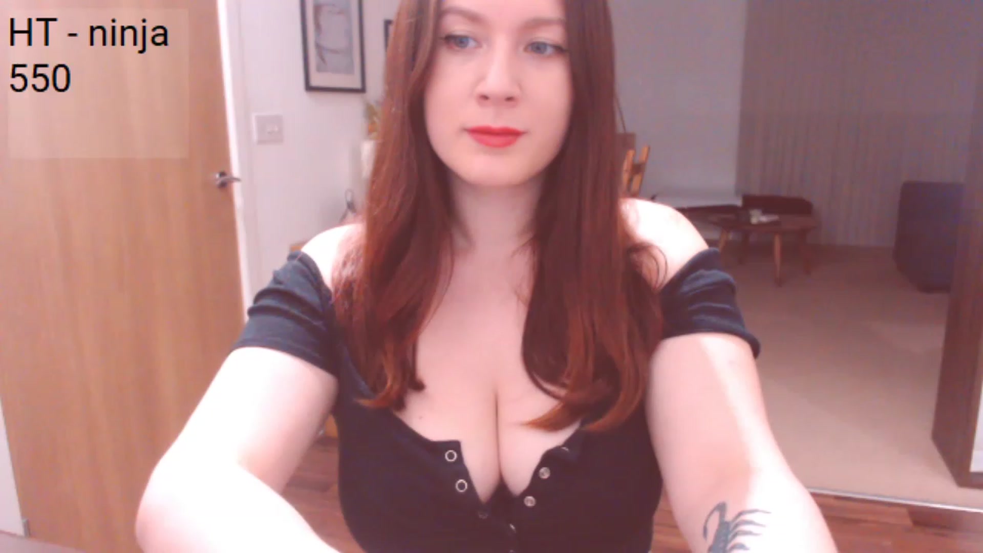 Gallery image thumbnail from Bandett's myfreecams stream on, 04/01/2023, 21:04 image 5 of 20