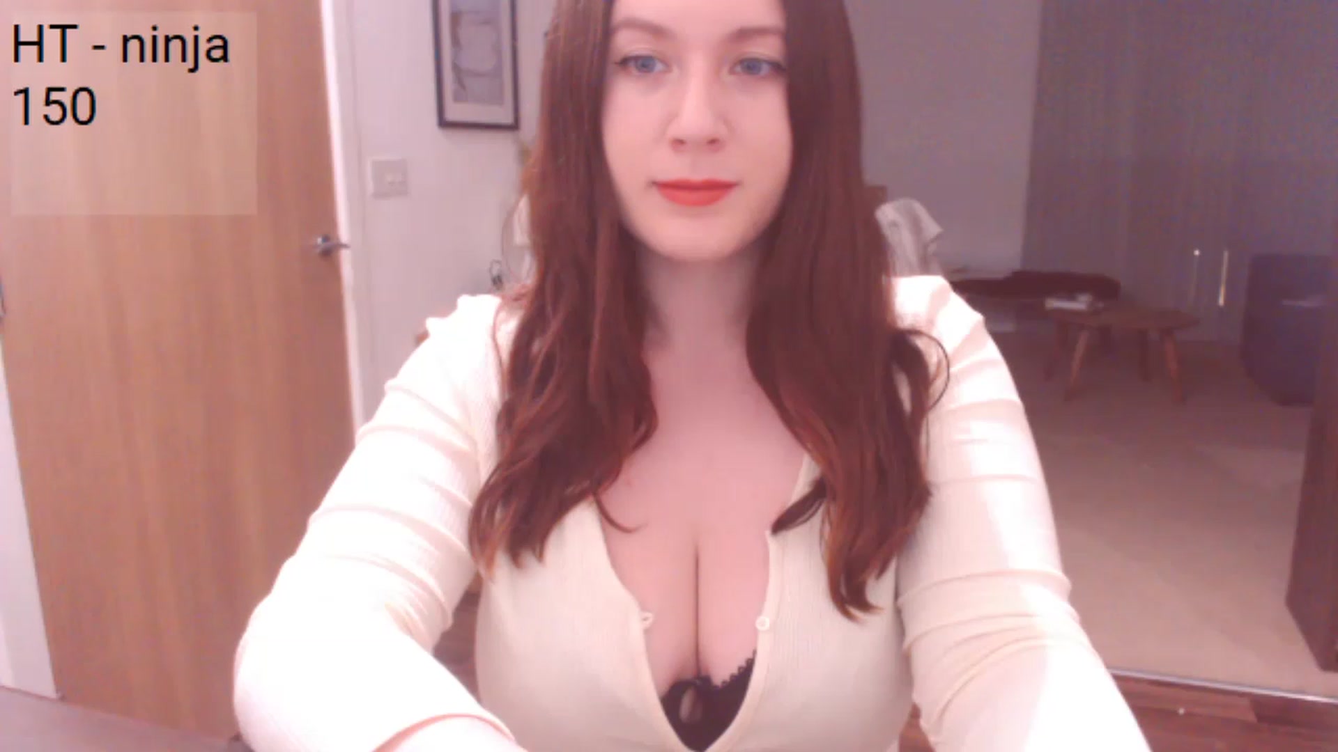 Gallery image thumbnail from Bandett's myfreecams stream on, 04/06/2023, 21:21 image 3 of 20