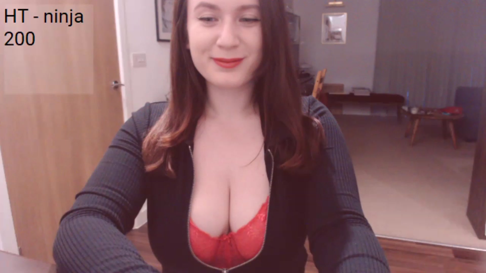 Gallery image thumbnail from Bandett's myfreecams stream on, 06/05/2023, 21:03 image 10 of 20