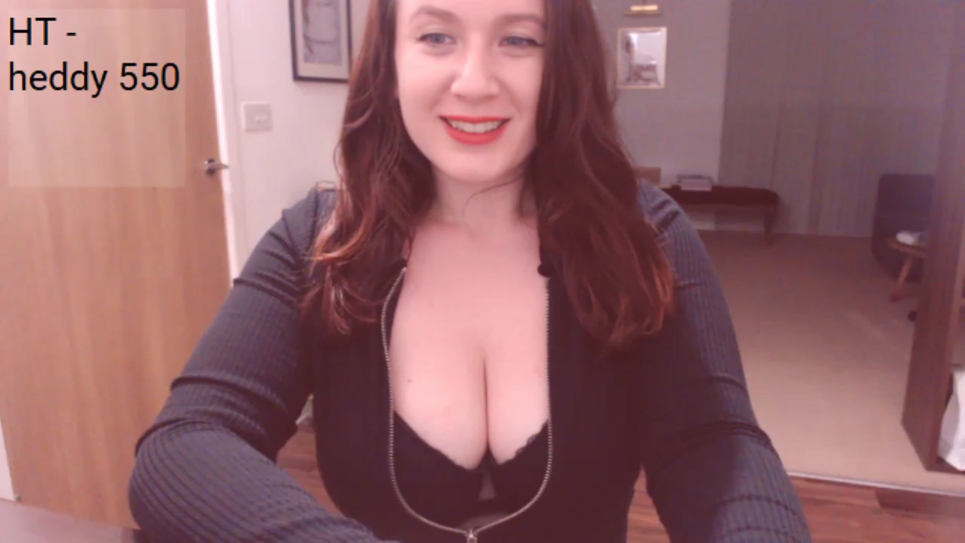 Gallery image thumbnail from Bandett's myfreecams stream on, 06/08/2023, 22:07 image 14 of 20