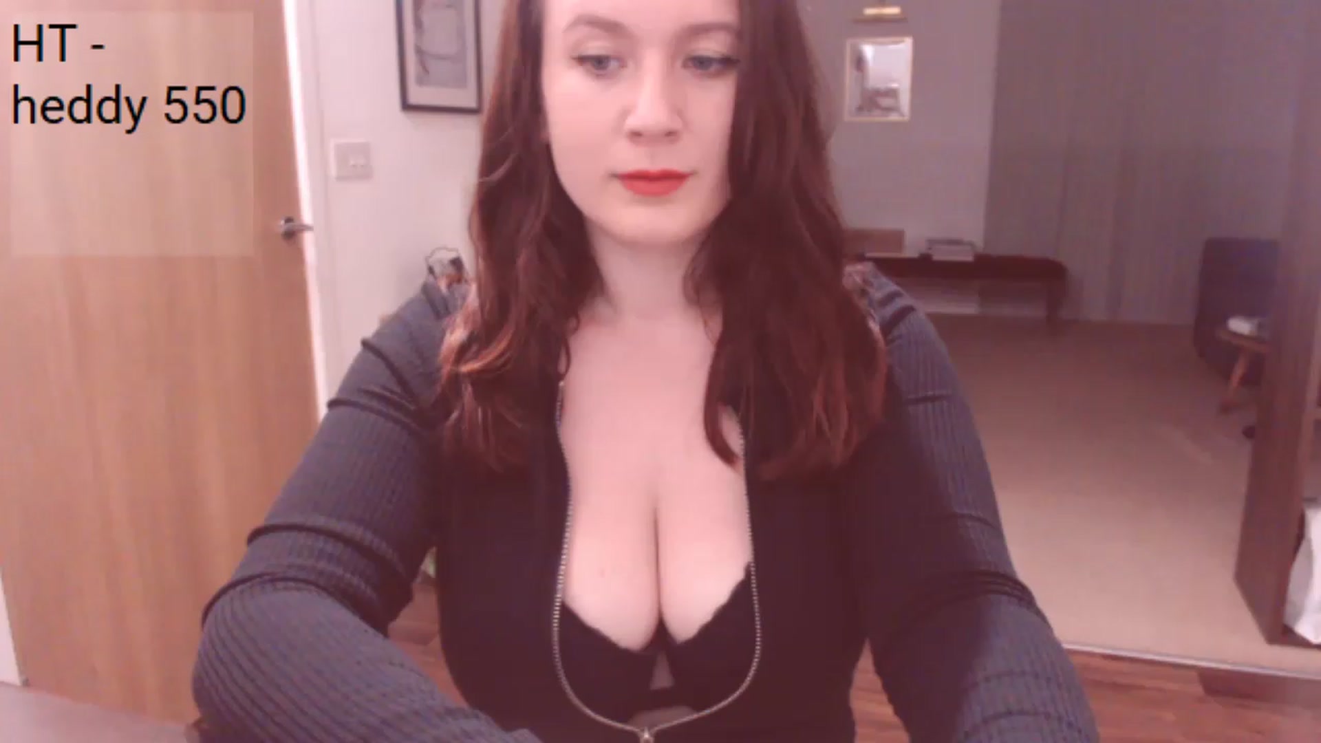 Gallery image thumbnail from Bandett's myfreecams stream on, 06/08/2023, 22:07 image 11 of 20
