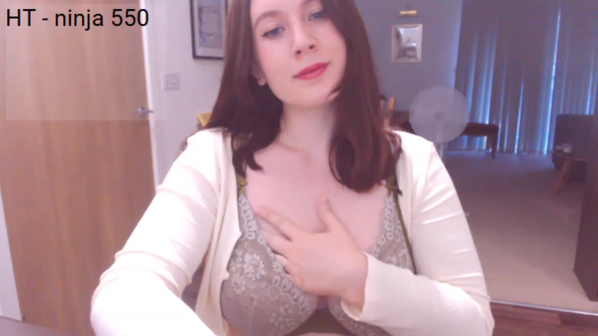 Gallery image thumbnail from Bandett's myfreecams stream on, 07/28/2023, 19:43 image 19 of 20