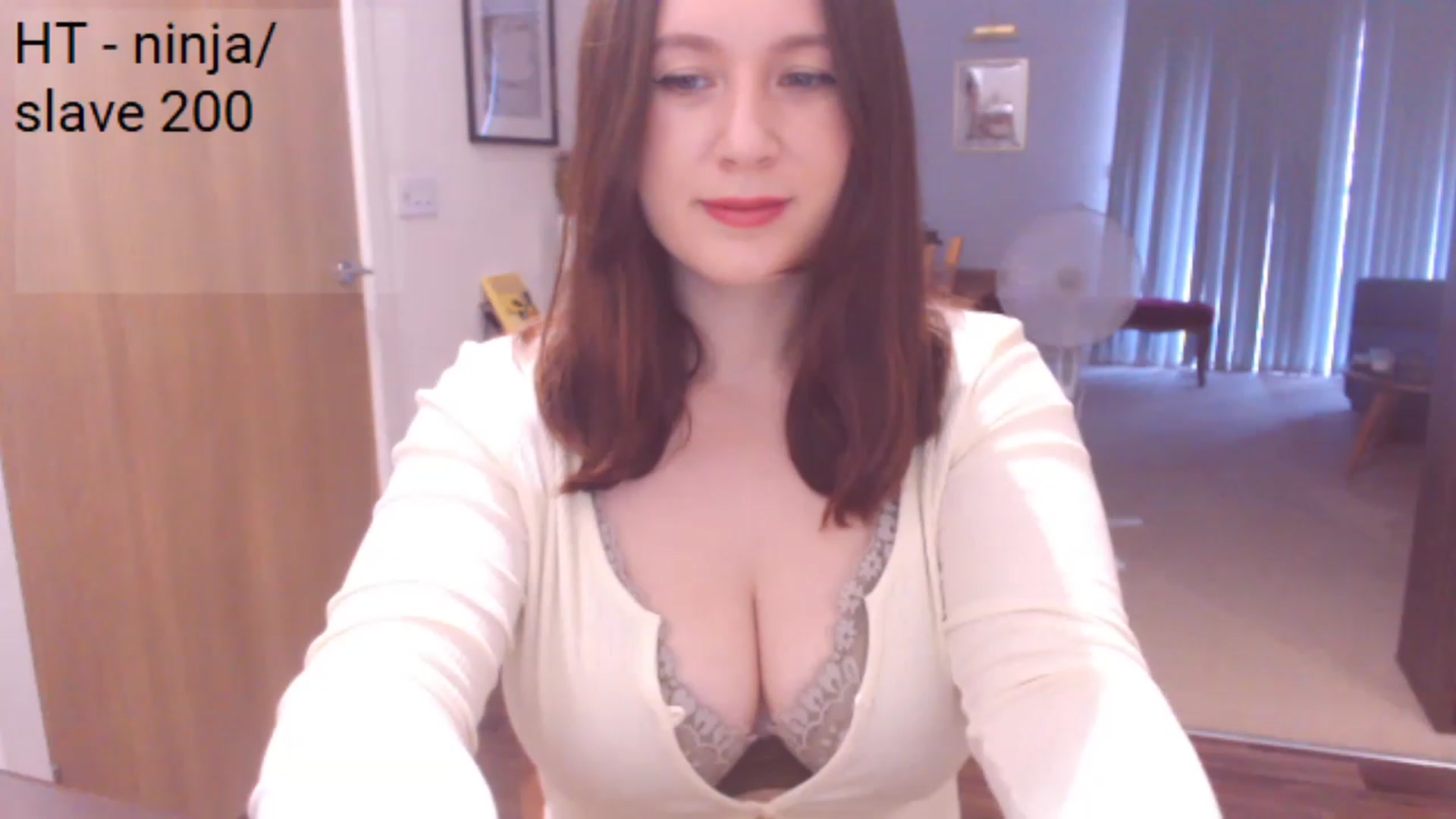 Gallery image thumbnail from Bandett's myfreecams stream on, 07/28/2023, 19:43 image 5 of 20