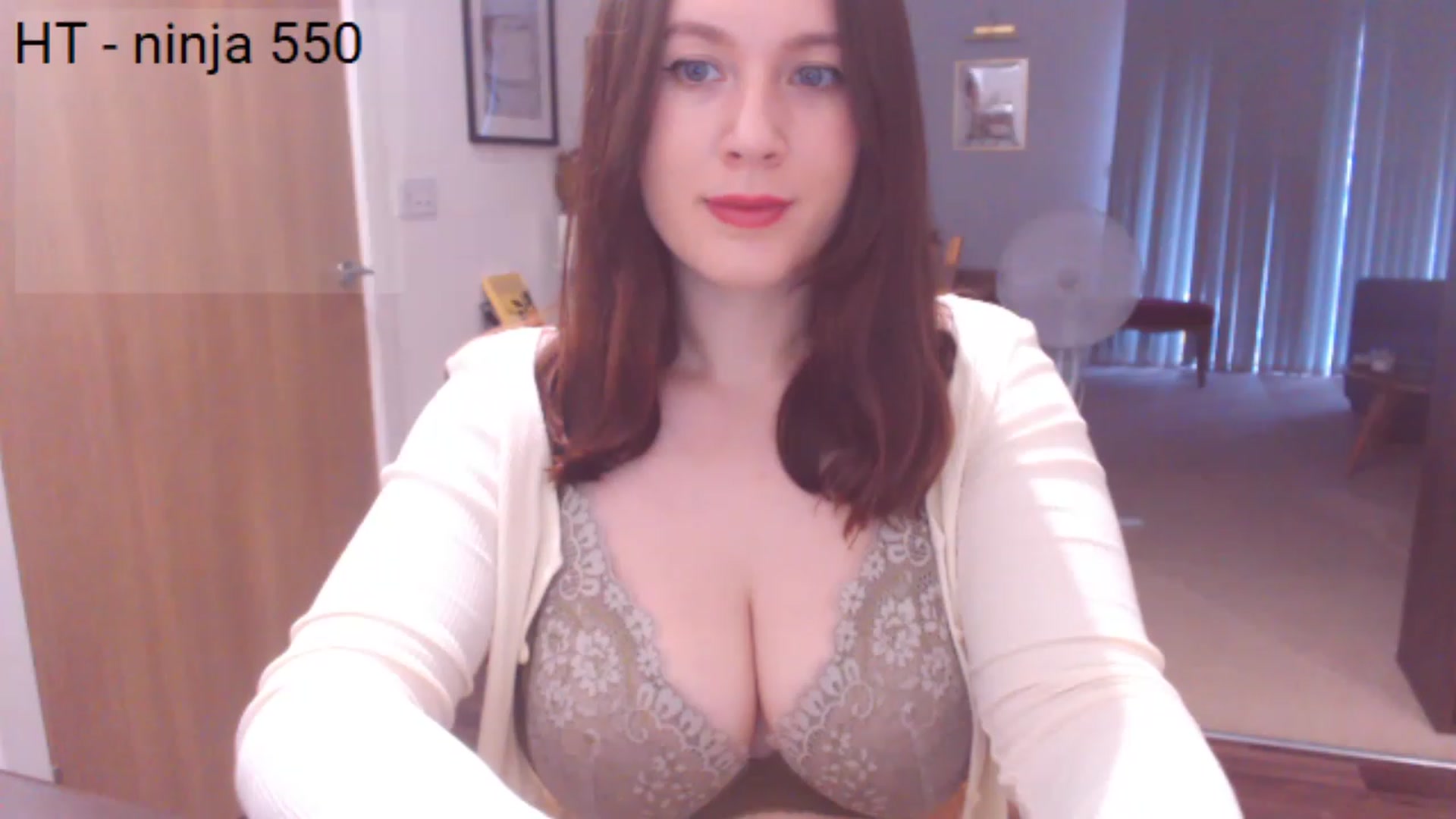 Gallery image thumbnail from Bandett's myfreecams stream on, 07/28/2023, 19:43 image 16 of 20