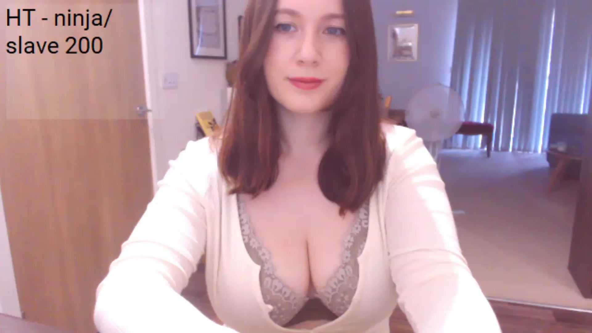 Gallery image thumbnail from Bandett's myfreecams stream on, 07/28/2023, 19:43 image 7 of 20
