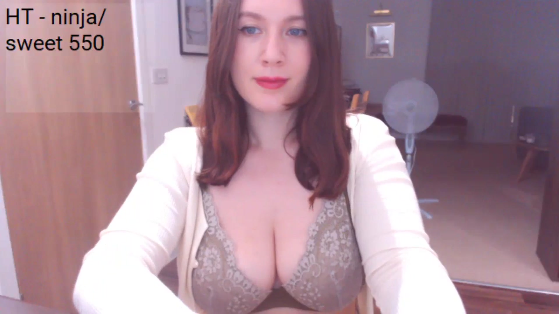 Gallery image thumbnail from Bandett's myfreecams stream on, 07/28/2023, 21:40 image 9 of 20