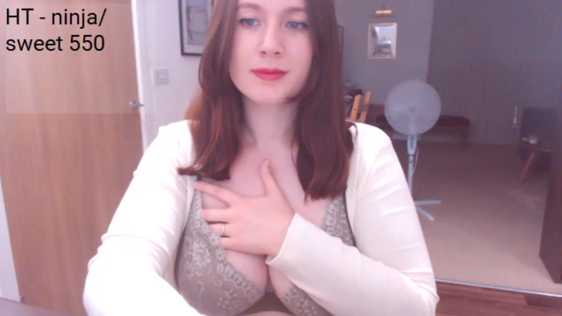 Gallery image thumbnail from Bandett's myfreecams stream on, 07/28/2023, 21:40 image 13 of 20