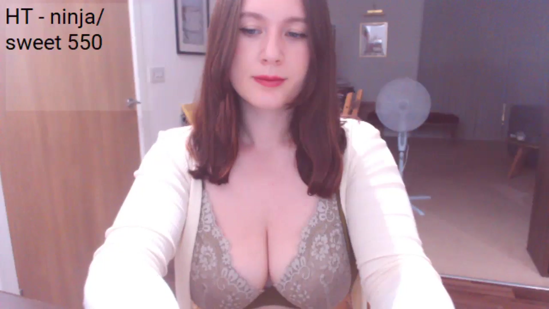 Gallery image thumbnail from Bandett's myfreecams stream on, 07/28/2023, 21:40 image 17 of 20