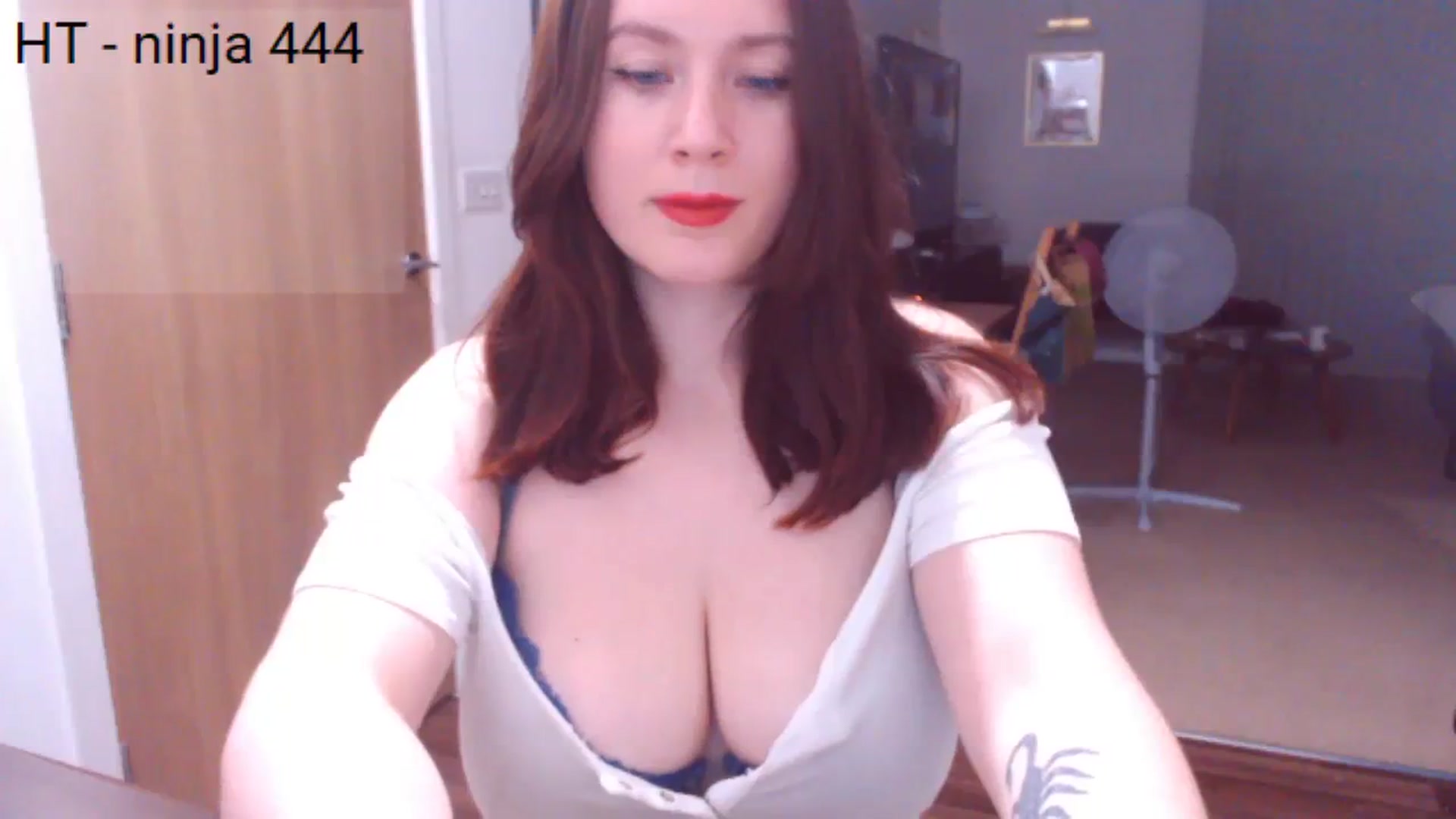 Gallery image thumbnail from Bandett's myfreecams stream on, 08/14/2023, 22:02 image 11 of 20