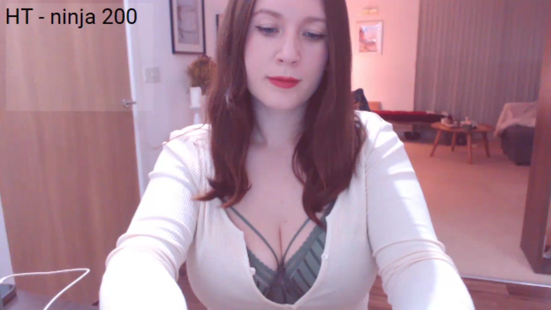 Gallery image thumbnail from Bandett's myfreecams stream on, 11/10/2023, 22:33 image 9 of 20