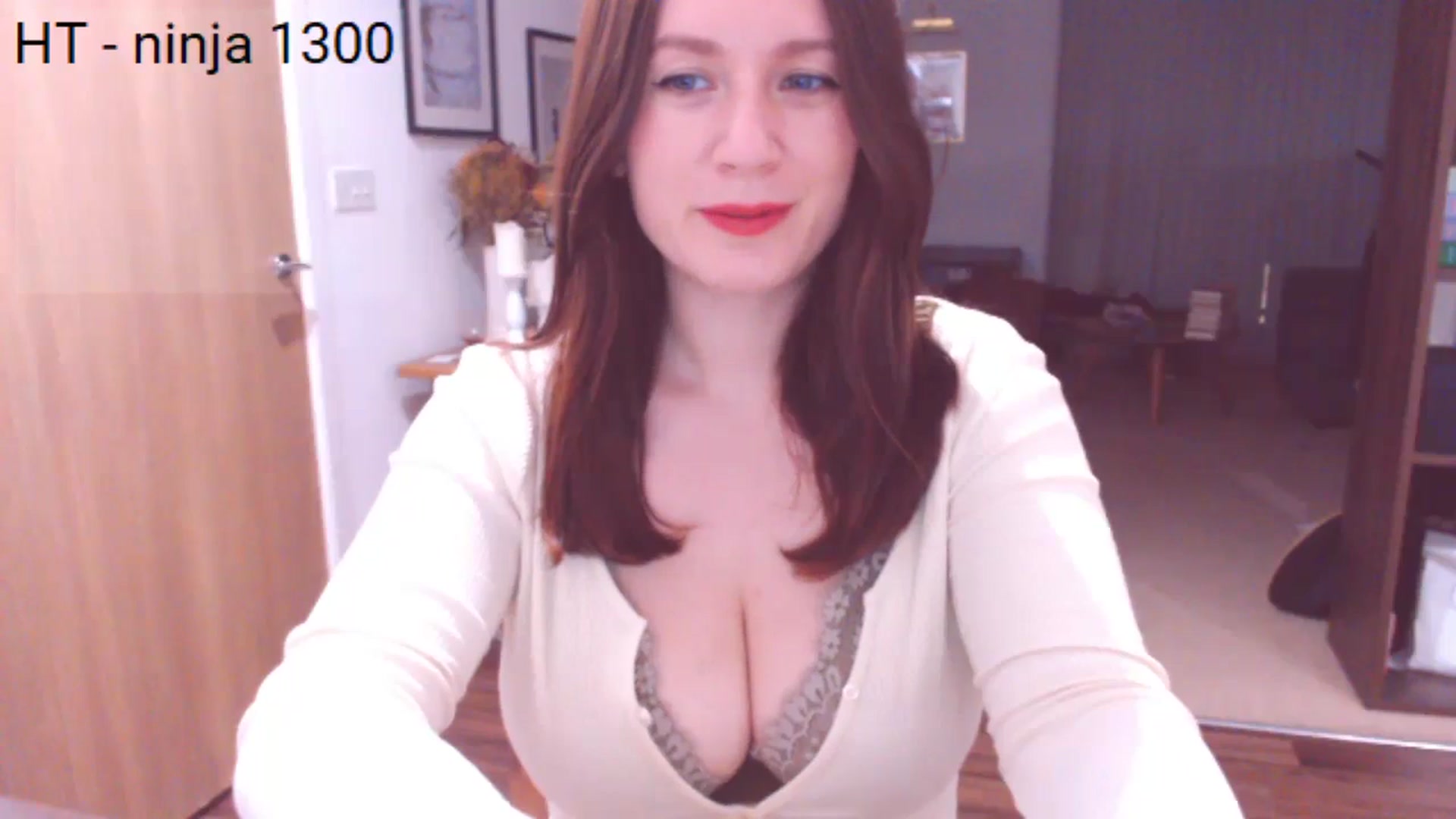 Gallery image thumbnail from Bandett's myfreecams stream on, 11/15/2023, 22:26 image 10 of 20