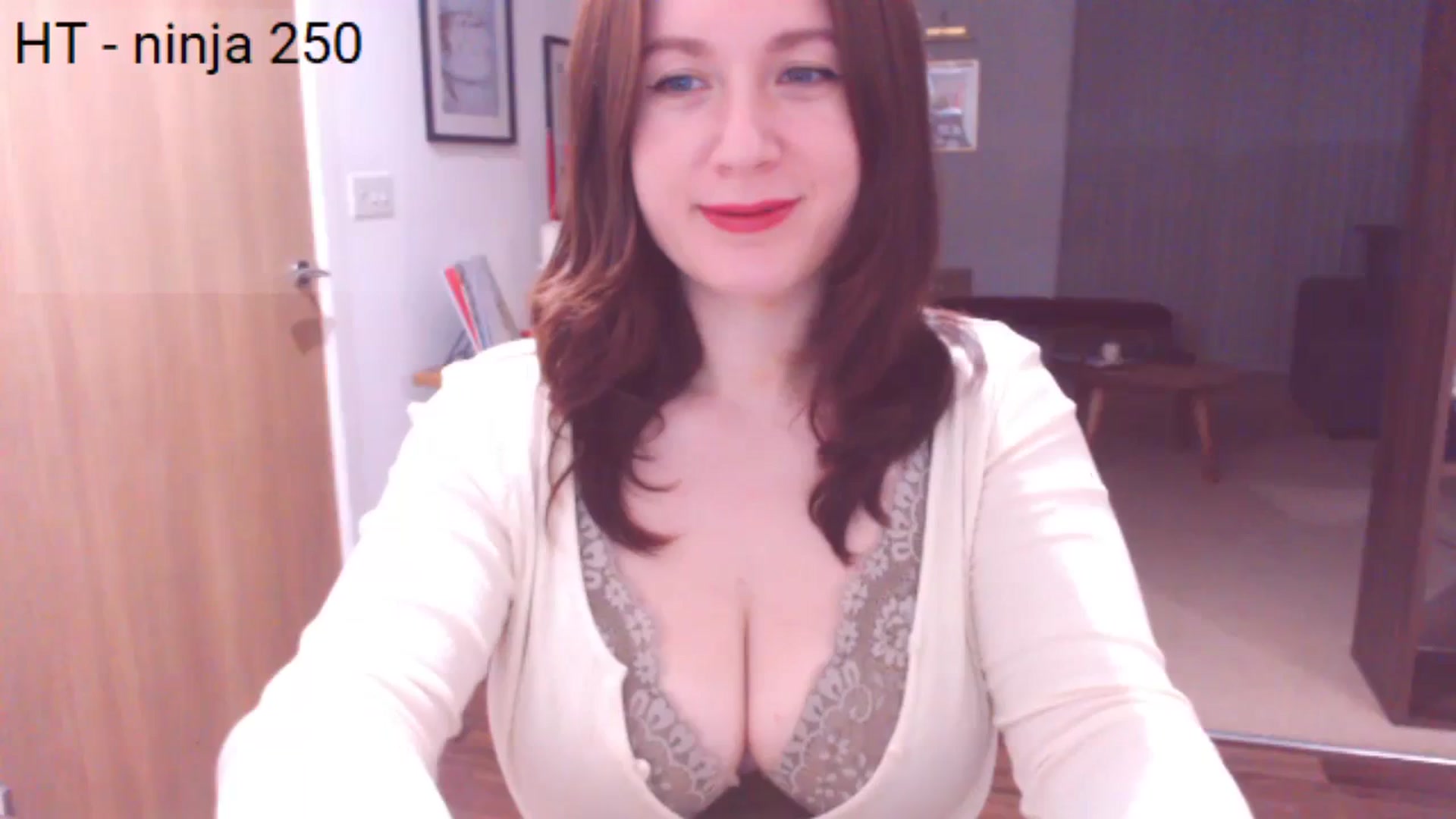 Gallery image thumbnail from Bandett's myfreecams stream on, 01/06/2024, 21:02 image 14 of 20