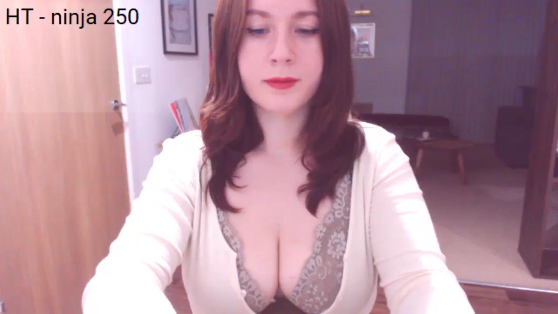 Gallery image thumbnail from Bandett's myfreecams stream on, 01/06/2024, 21:02 image 16 of 20