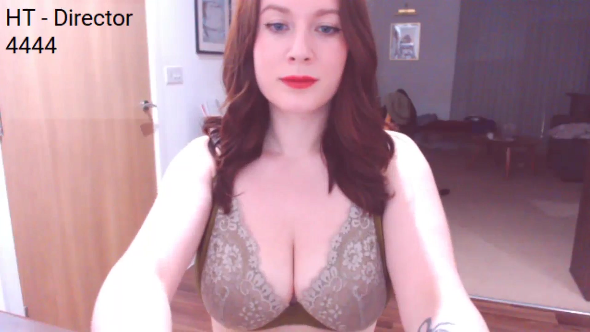 Gallery image thumbnail from Bandett's myfreecams stream on, 01/23/2024, 22:51 image 13 of 20
