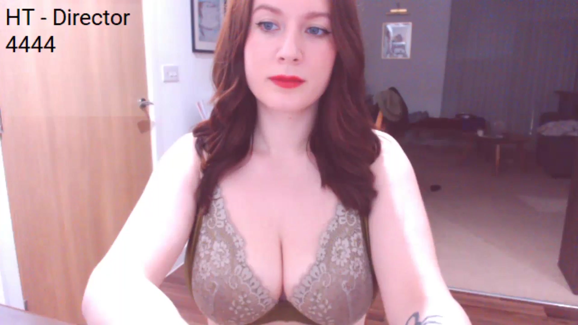Gallery image thumbnail from Bandett's myfreecams stream on, 01/23/2024, 22:51 image 16 of 20