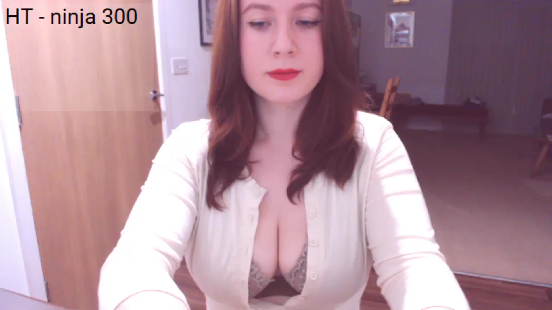 Gallery image thumbnail from Bandett's myfreecams stream on, 01/28/2024, 20:12 image 14 of 20