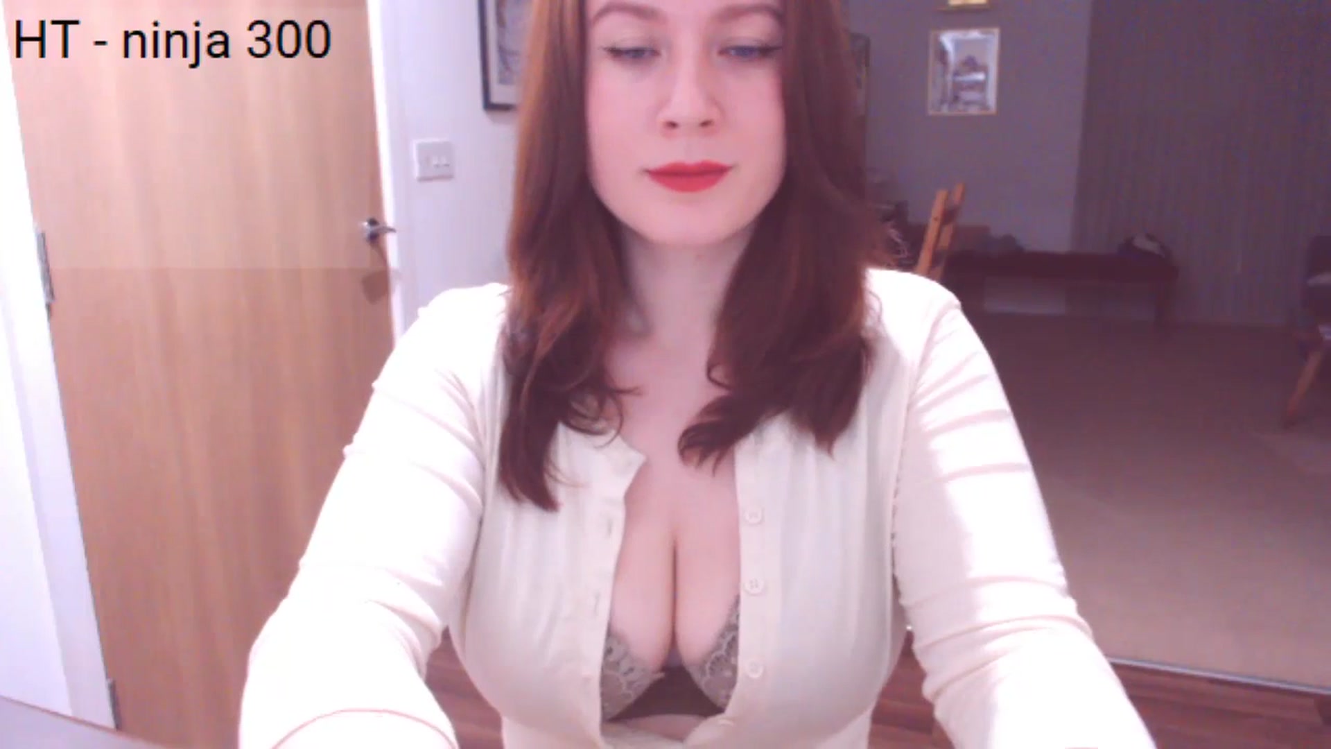 Gallery image thumbnail from Bandett's myfreecams stream on, 01/28/2024, 20:12 image 16 of 20