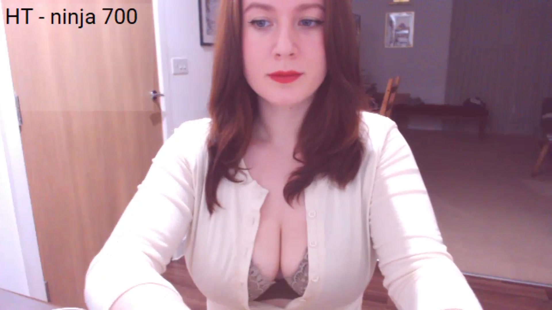 Gallery image thumbnail from Bandett's myfreecams stream on, 01/28/2024, 20:12 image 18 of 20