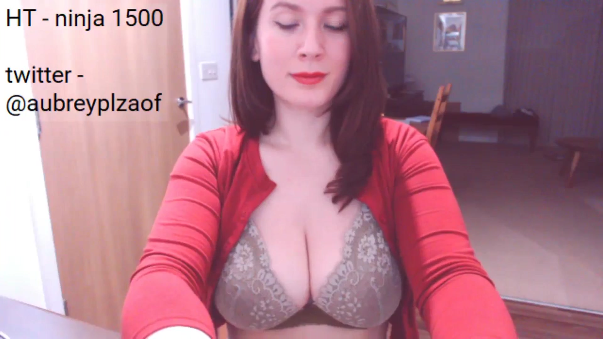 Gallery image thumbnail from Bandett's myfreecams stream on, 02/10/2024, 23:49 image 5 of 20