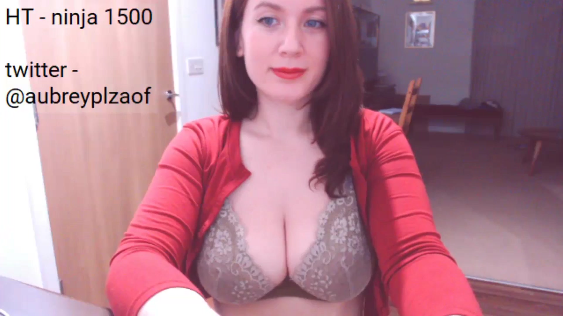 Gallery image thumbnail from Bandett's myfreecams stream on, 02/10/2024, 23:49 image 4 of 20