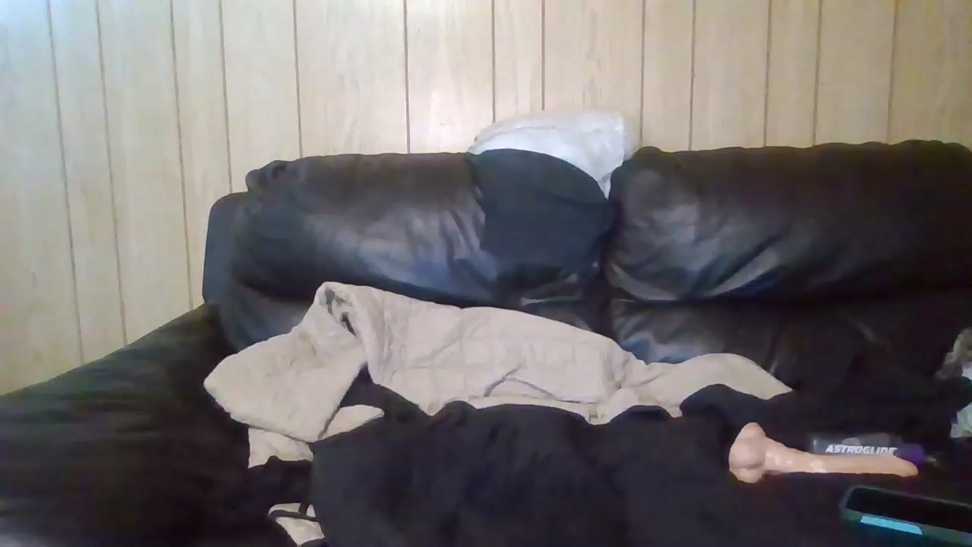 Gallery image thumbnail from BangingBella2's myfreecams stream on, 05/21/2023, 17:44 image 8 of 20