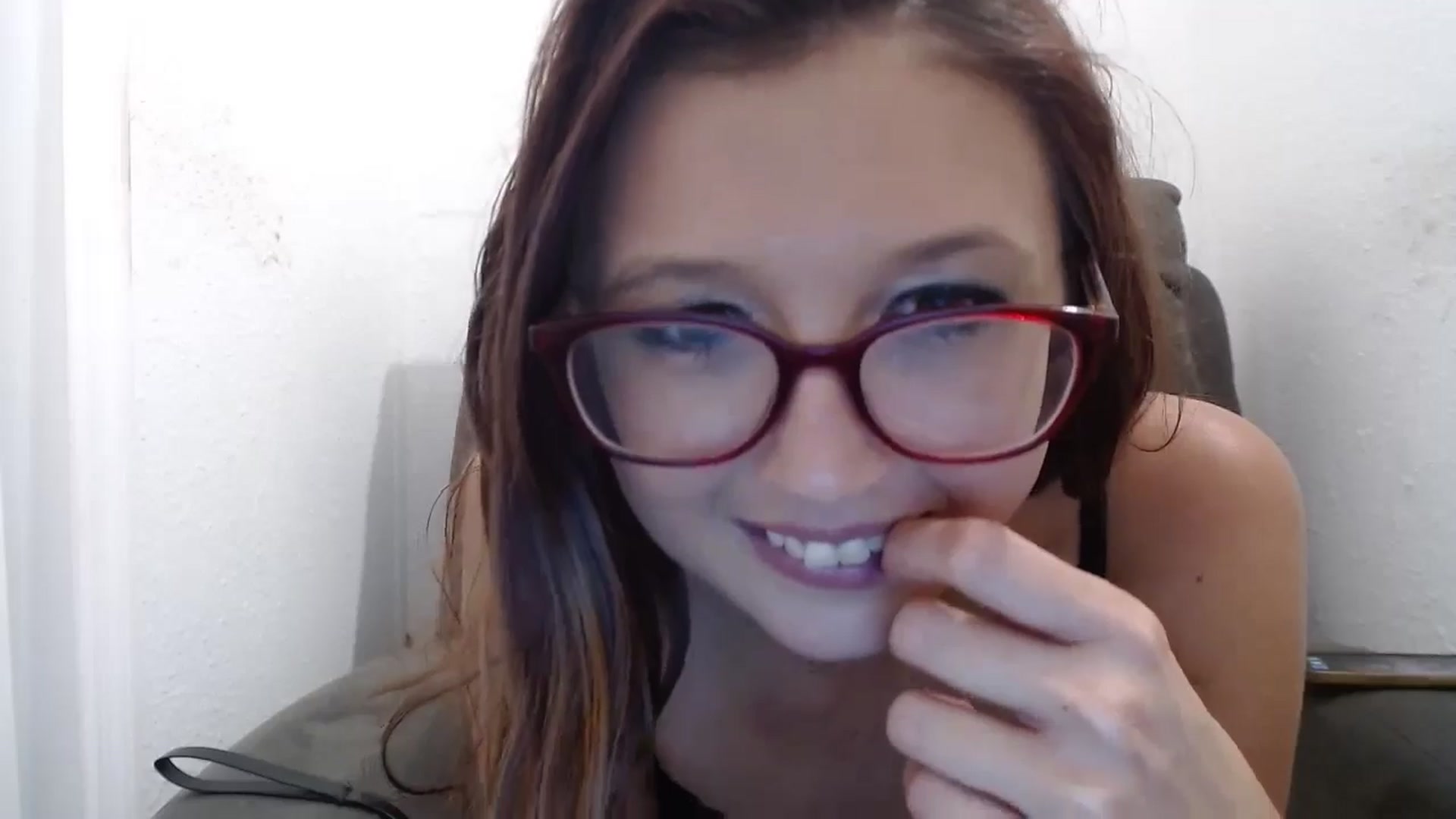 Gallery image thumbnail from BangingBella2's myfreecams stream on, 09/23/2024, 15:23 image 15 of 20