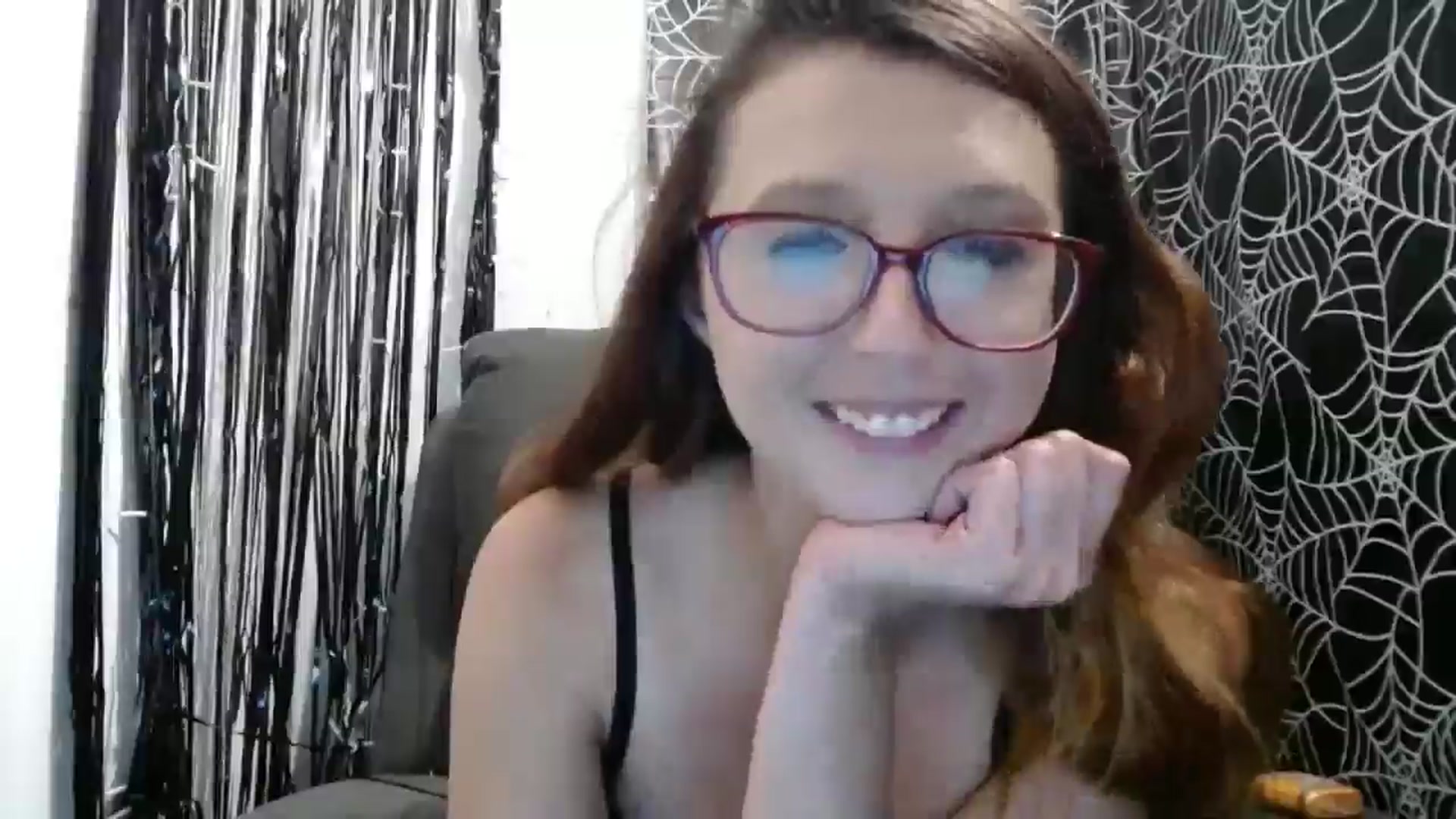Gallery image thumbnail from BangingBella2's myfreecams stream on, 10/21/2024, 14:39 image 17 of 20