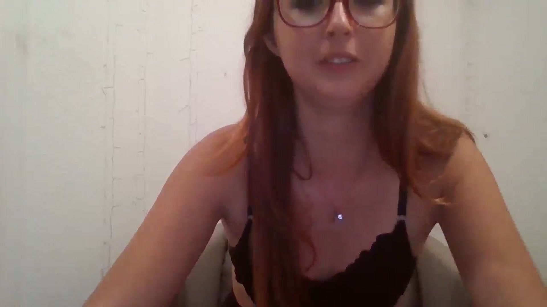 Gallery image thumbnail from BangingBella2's myfreecams stream on, 03/24/2025, 15:46 image 5 of 20