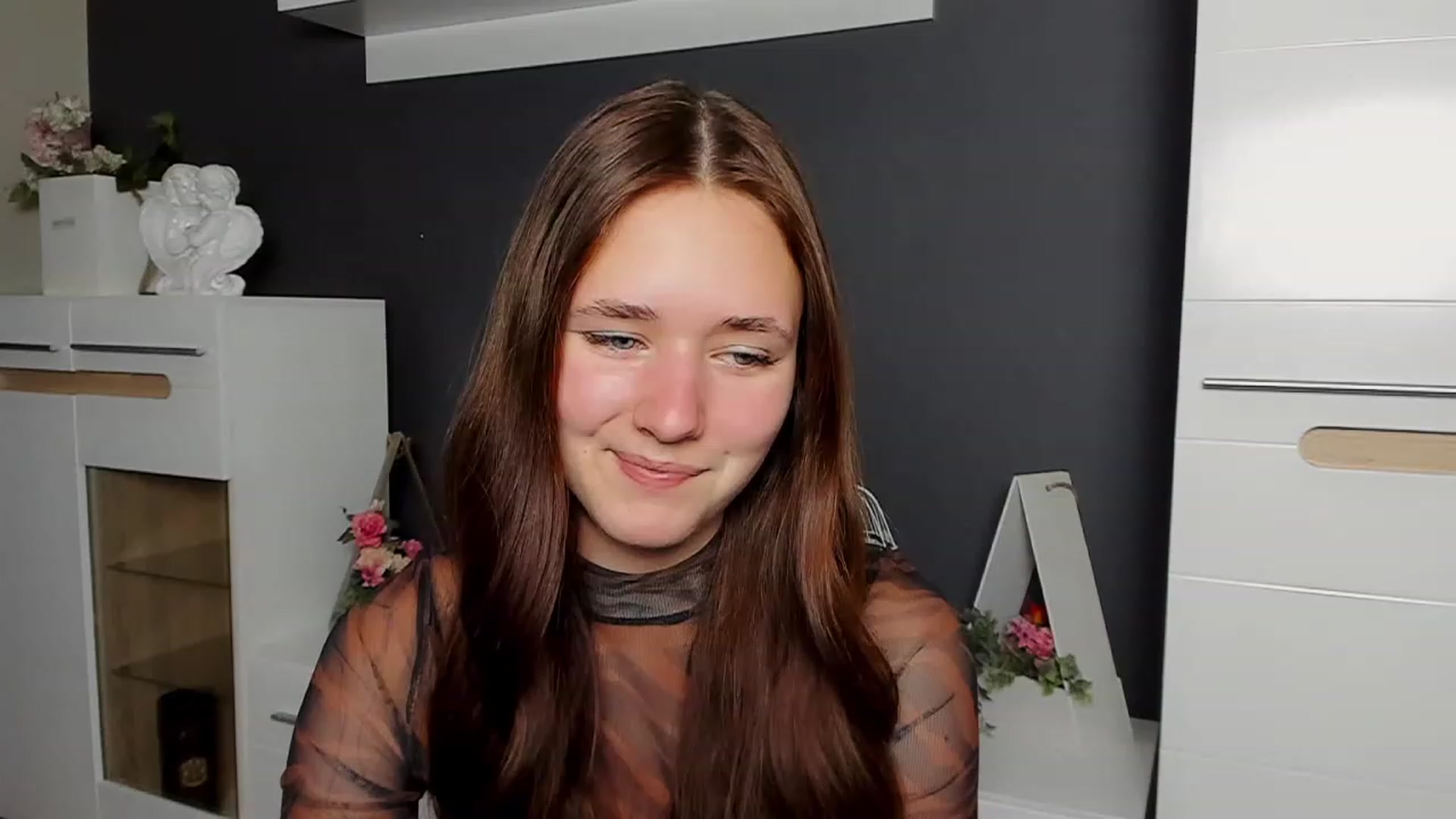 Gallery image thumbnail from Bansheee's myfreecams stream on, 12/24/2023, 02:38 image 13 of 20