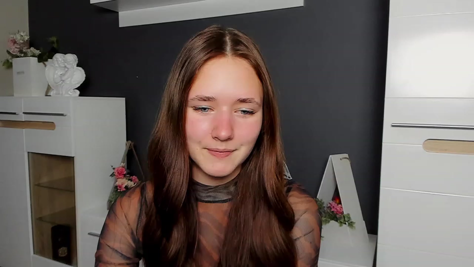 Gallery image thumbnail from Bansheee's myfreecams stream on, 12/24/2023, 02:38 image 10 of 20