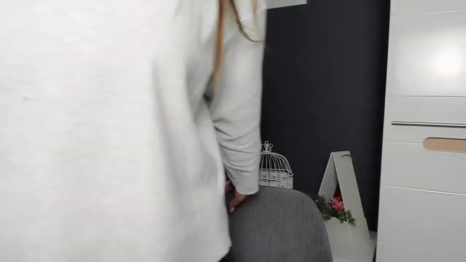 Gallery image thumbnail from Bansheee's myfreecams stream on, 12/24/2023, 21:45 image 3 of 20