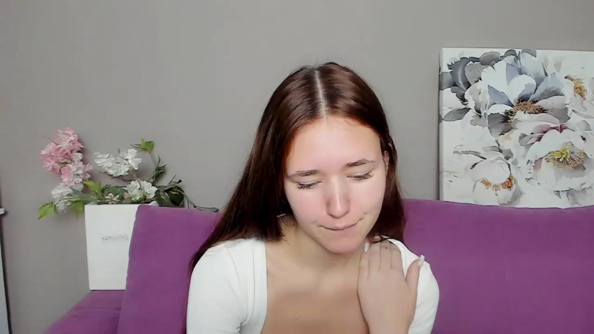 Gallery image thumbnail from Bansheee's myfreecams stream on, 12/28/2023, 20:53 image 17 of 20