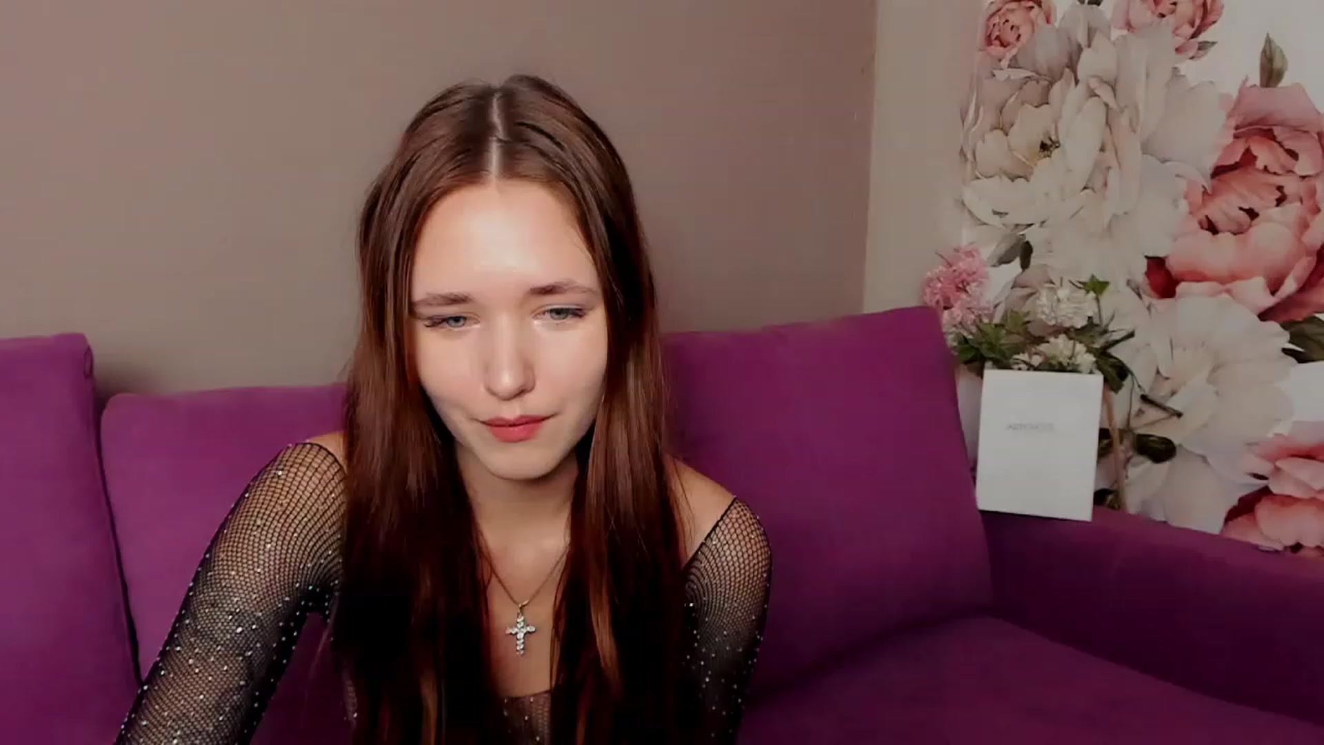 Gallery image thumbnail from Bansheee's myfreecams stream on, 01/25/2024, 17:43 image 3 of 20