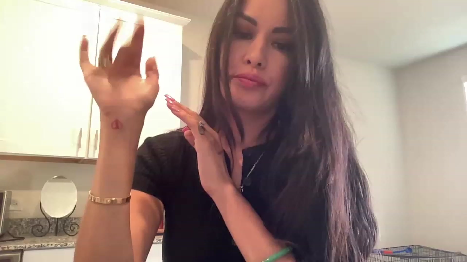 Gallery image thumbnail from BaoVyy's myfreecams stream on, 08/19/2023, 17:32 image 13 of 20