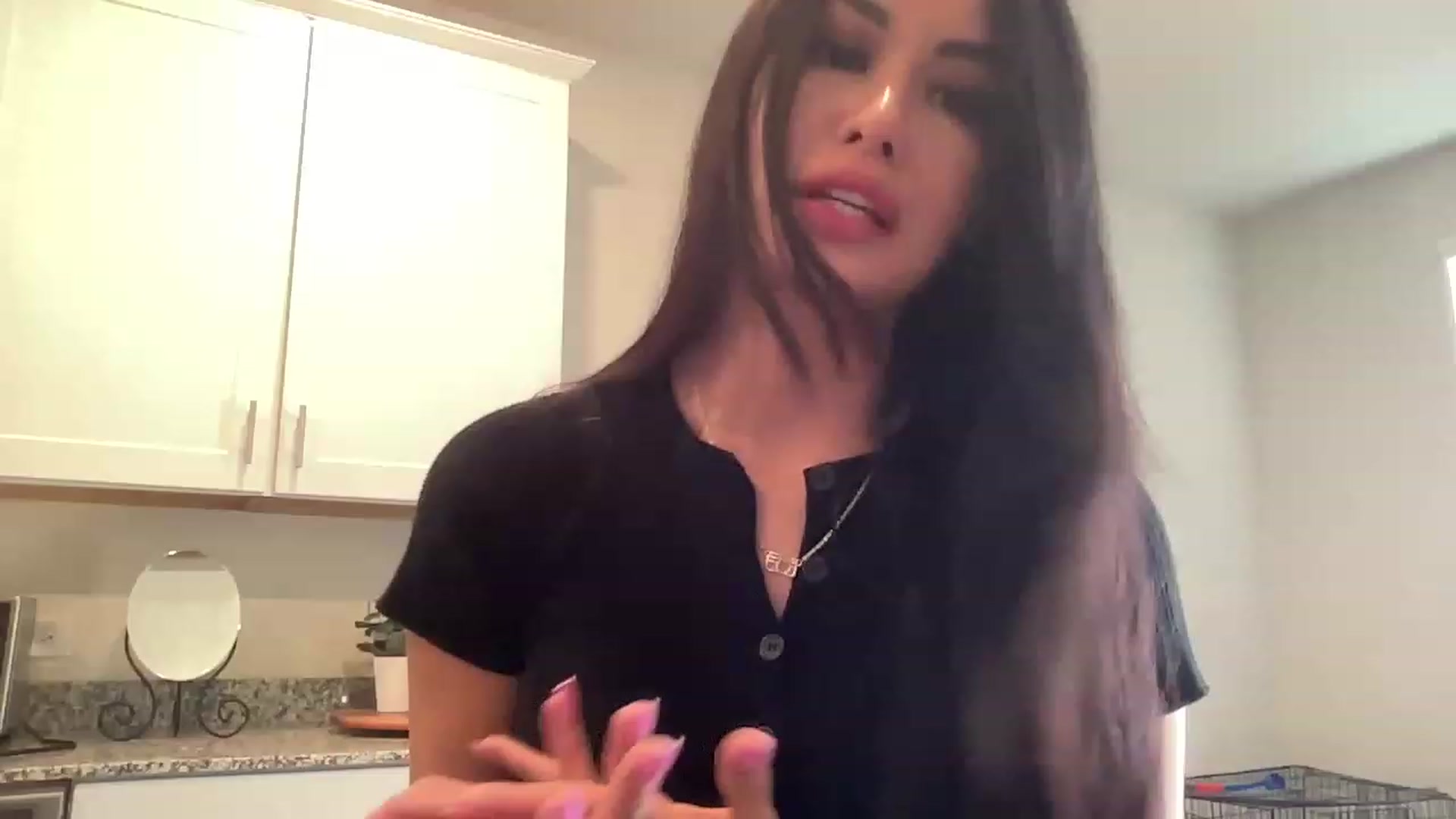 Gallery image thumbnail from BaoVyy's myfreecams stream on, 08/19/2023, 17:32 image 1 of 20