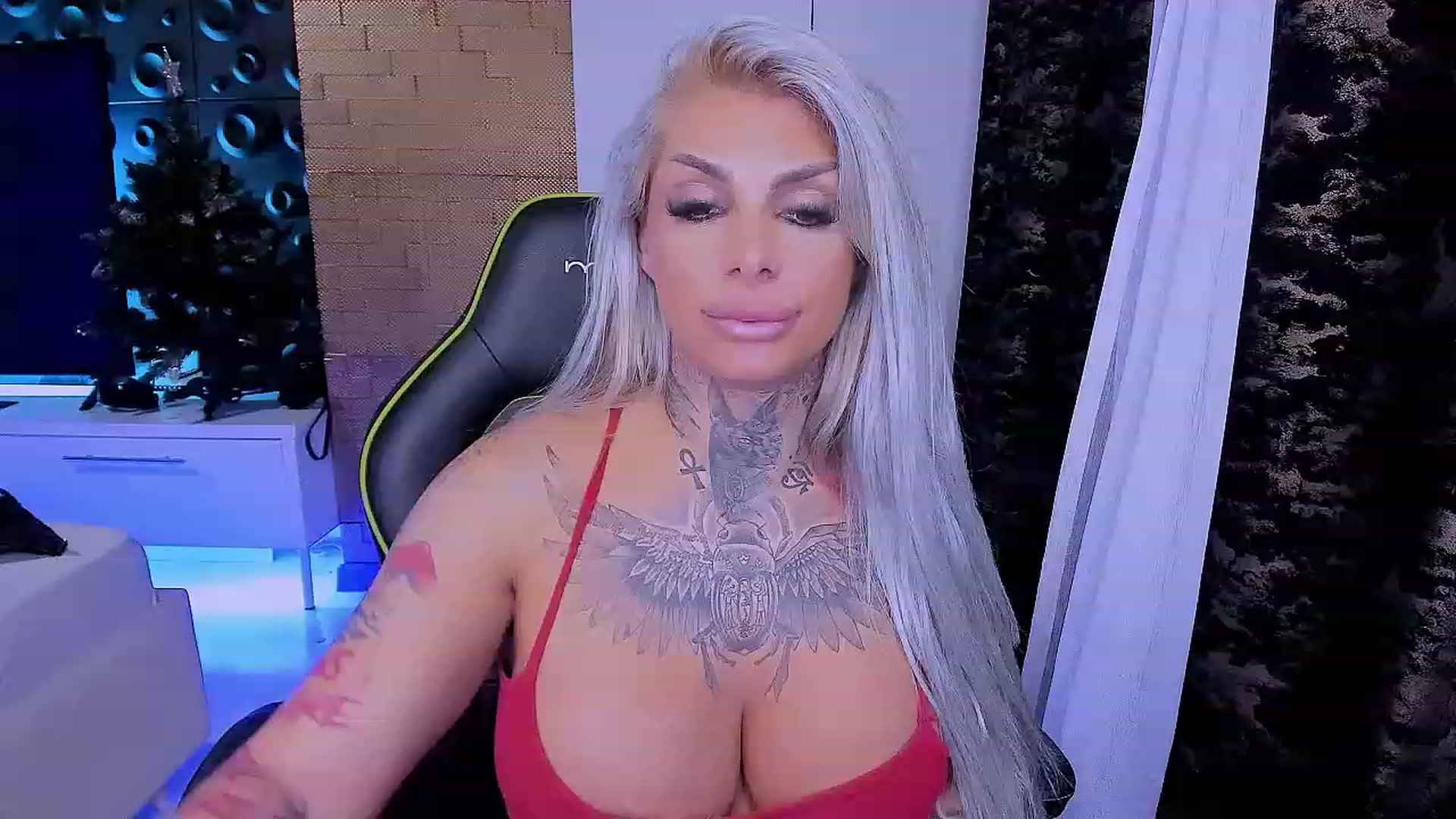 Gallery image thumbnail from BarbWire007's myfreecams stream on, 12/07/2022, 22:28 image 14 of 20