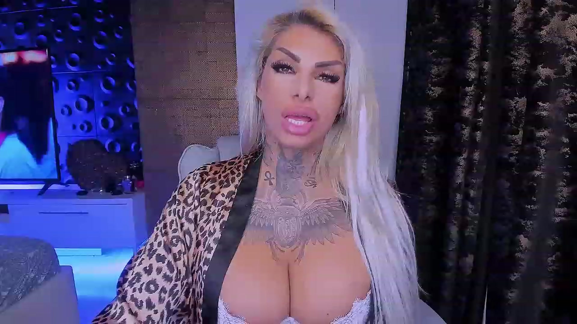 Gallery image thumbnail from BarbWire007's myfreecams stream on, 01/19/2023, 23:57 image 11 of 20