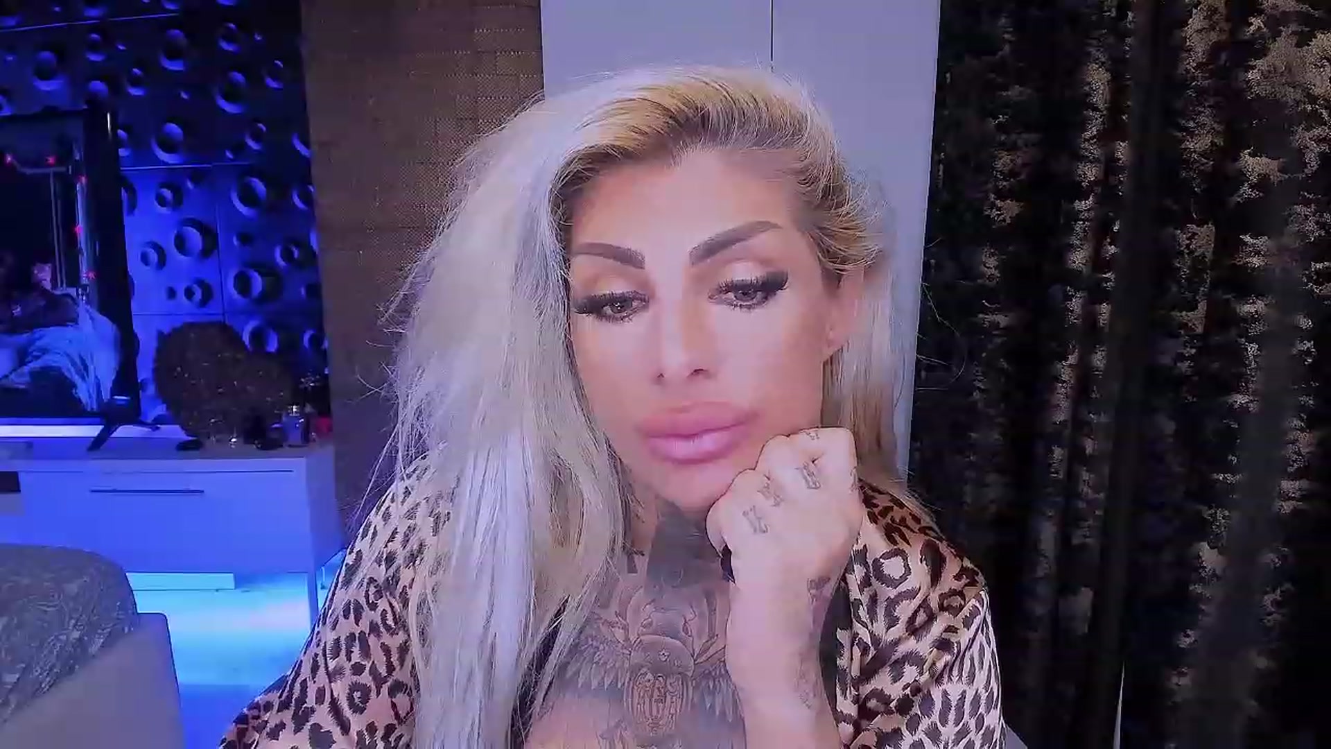 Gallery image thumbnail from BarbWire007's myfreecams stream on, 01/19/2023, 23:57 image 13 of 20