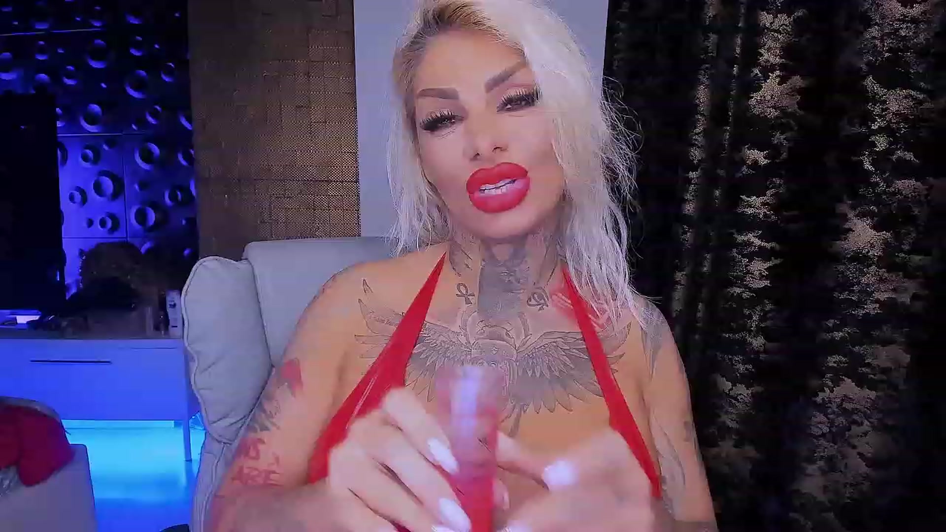 Gallery image thumbnail from BarbWire007's myfreecams stream on, 01/26/2023, 23:41 image 5 of 20