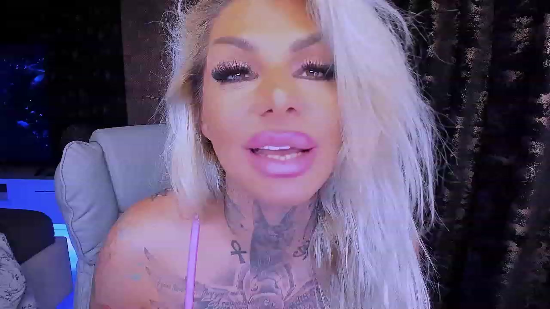 Gallery image thumbnail from BarbWire007's myfreecams stream on, 02/01/2023, 09:58 image 15 of 20