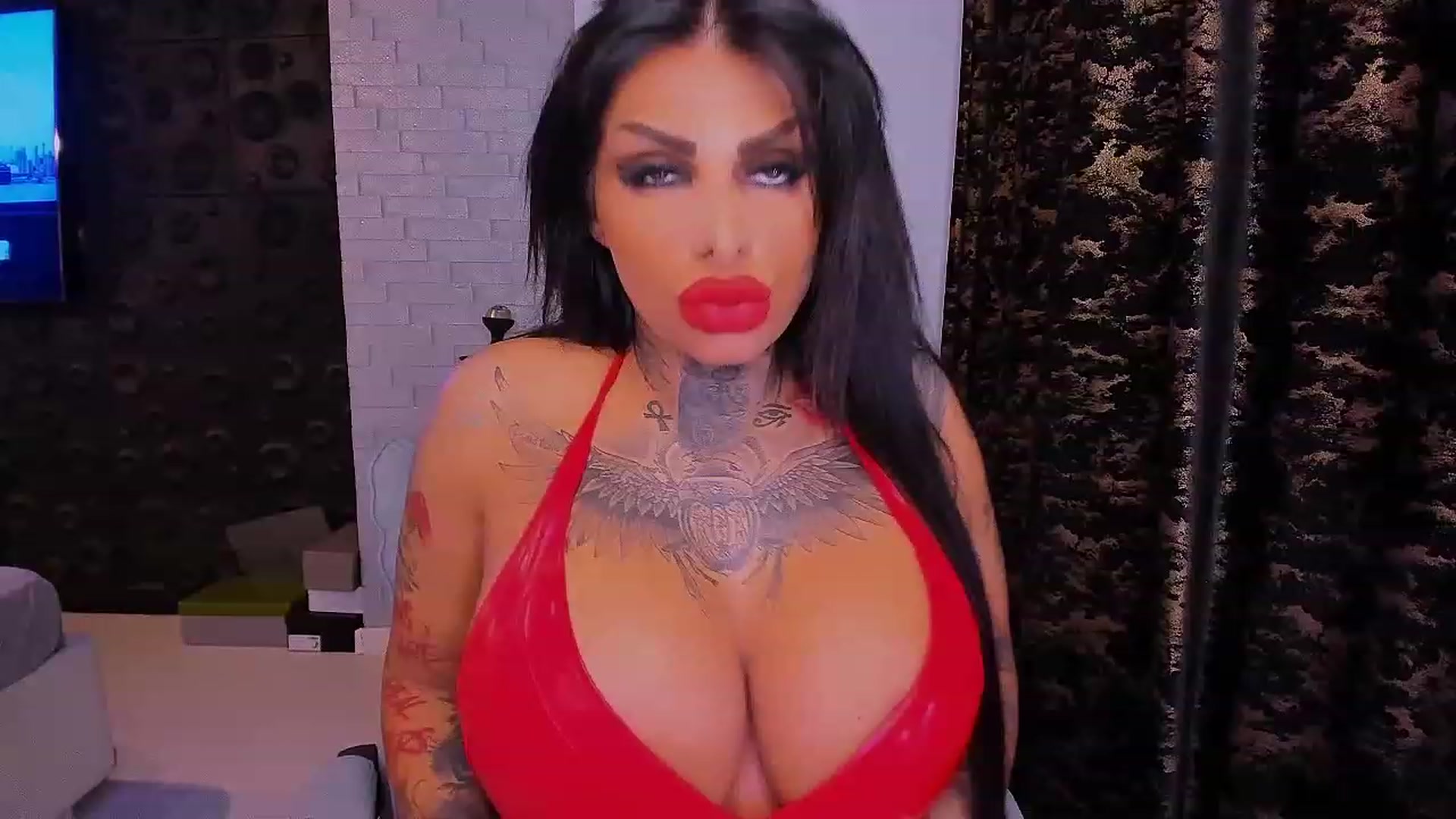 Gallery image thumbnail from BarbWire007's myfreecams stream on, 06/15/2023, 15:17 image 1 of 20
