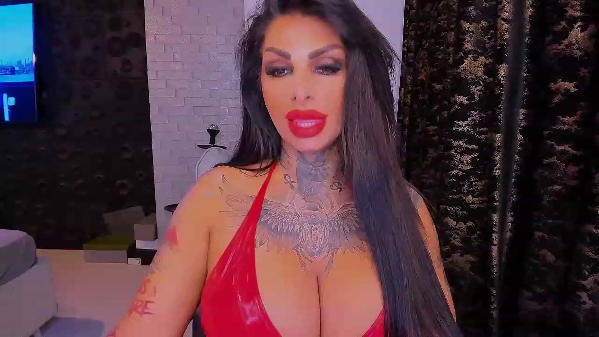 Gallery image thumbnail from BarbWire007's myfreecams stream on, 06/15/2023, 15:17 image 13 of 20